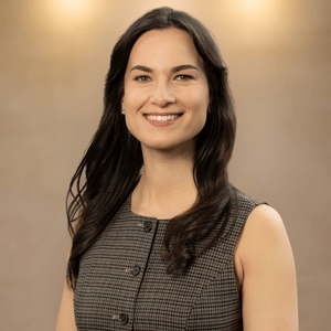 Dr. Natalie Hernandez, pediatric endocrinologist and metabolic and obesity medicine specialist providing pediatric weight loss and metabolic care for Houston children and teens.